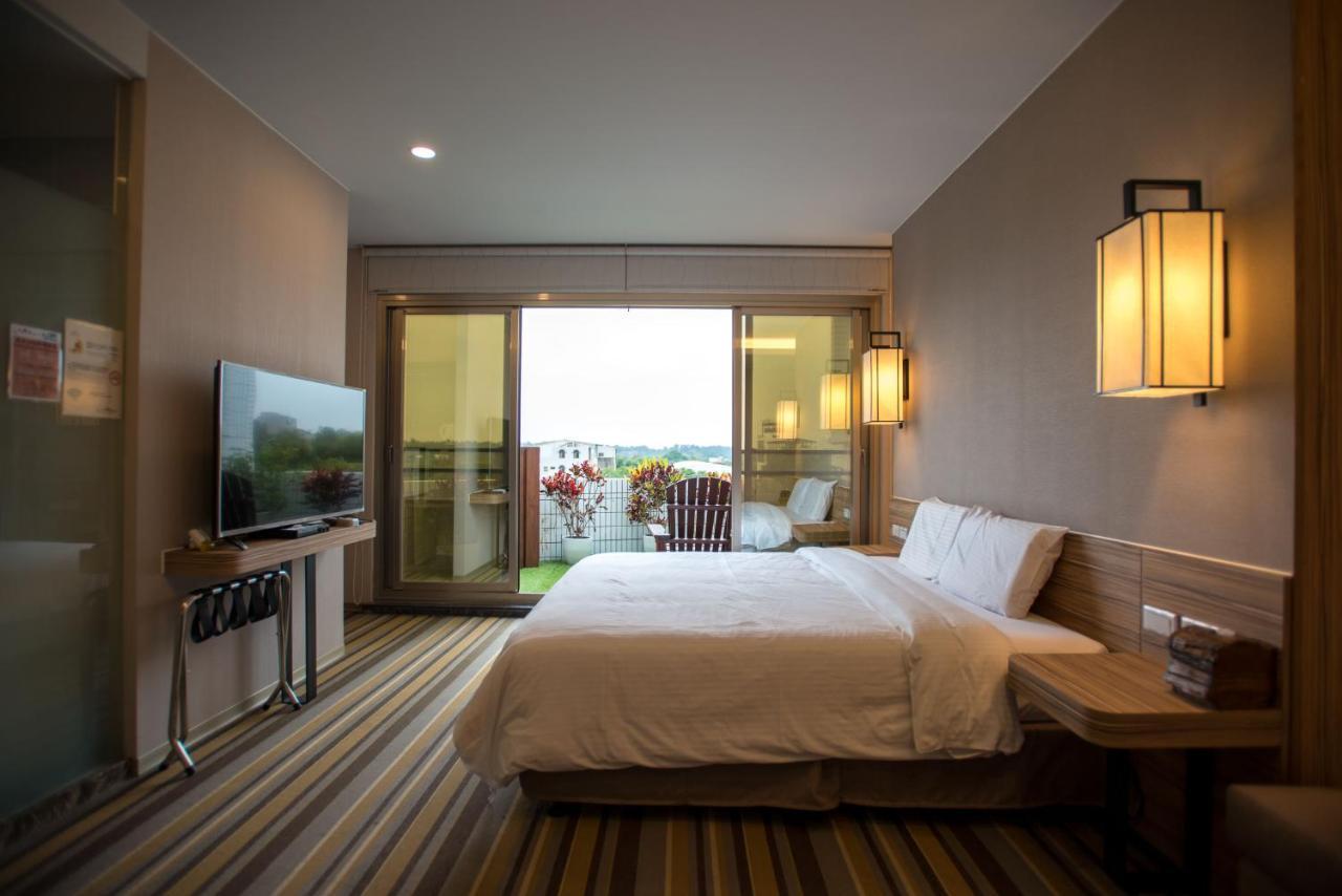 Hotel Tainan Julie'S Garden 峰情文旅 Anping Exterior foto