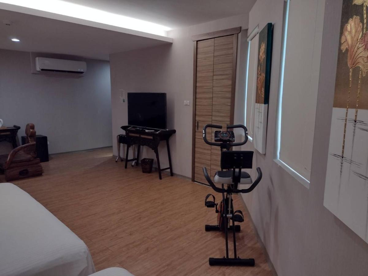 Hotel Tainan Julie'S Garden 峰情文旅 Anping Exterior foto