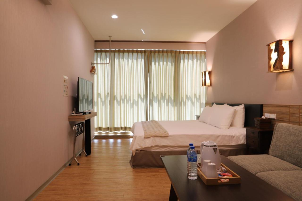 Hotel Tainan Julie'S Garden 峰情文旅 Anping Exterior foto