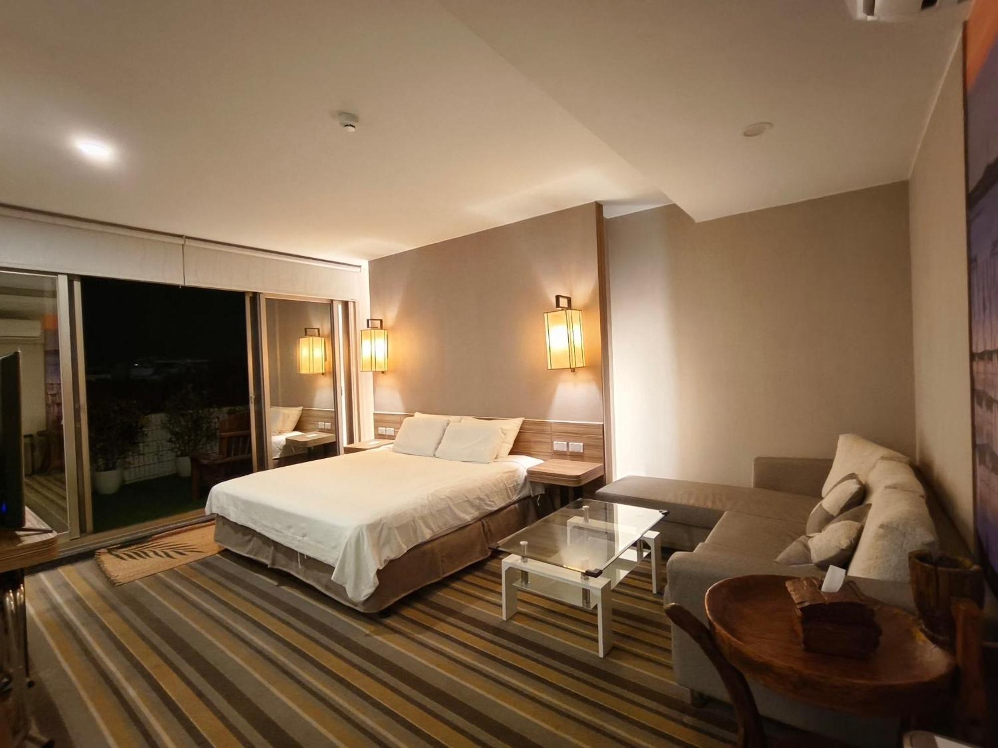 Hotel Tainan Julie'S Garden 峰情文旅 Anping Exterior foto