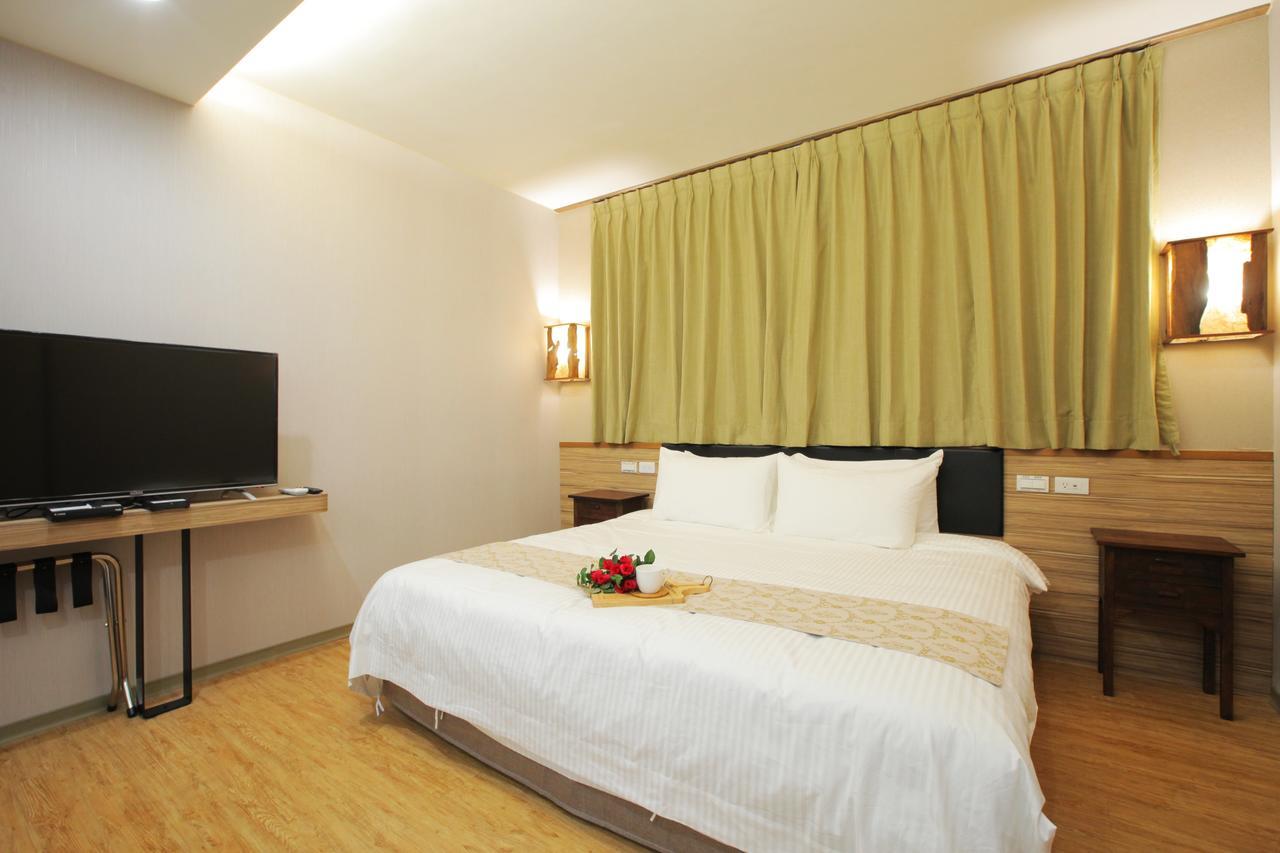 Hotel Tainan Julie'S Garden 峰情文旅 Anping Exterior foto