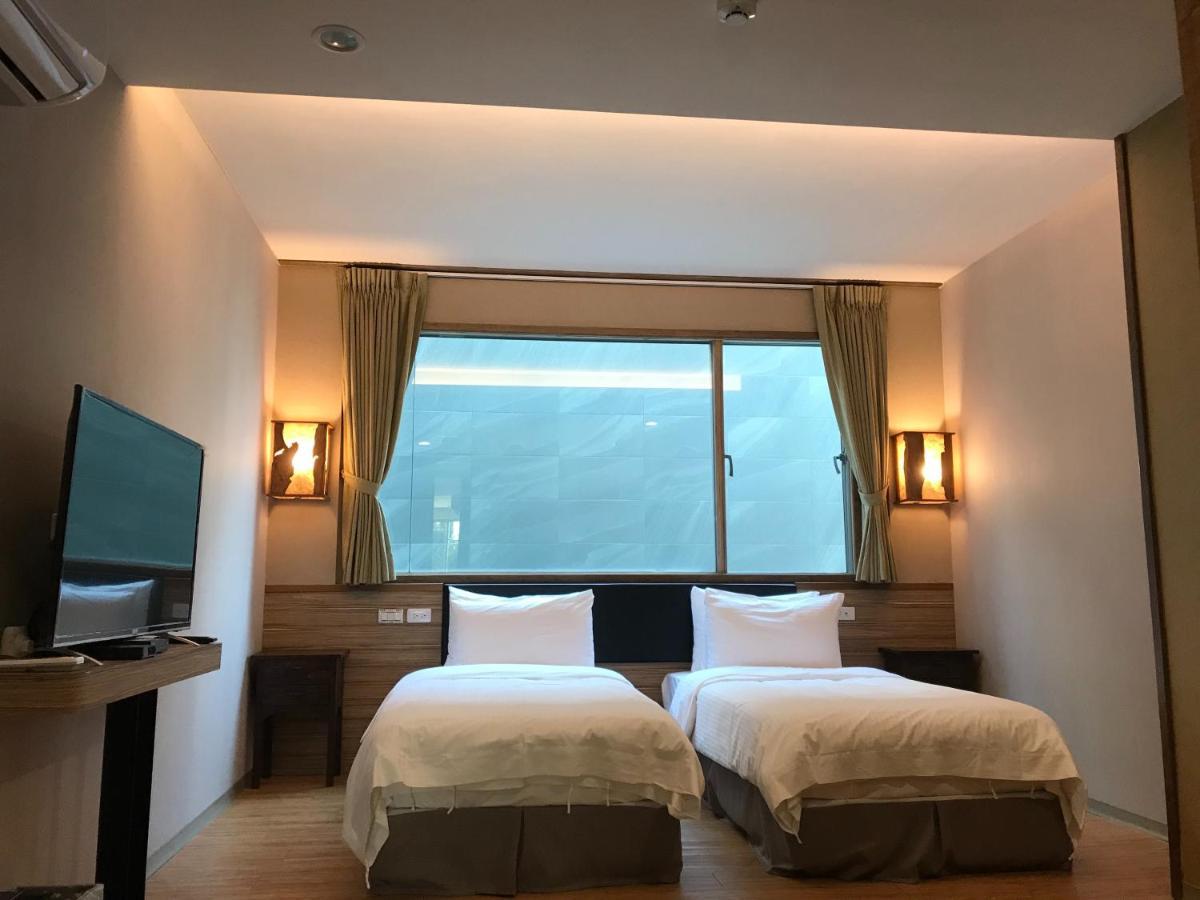 Hotel Tainan Julie'S Garden 峰情文旅 Anping Exterior foto