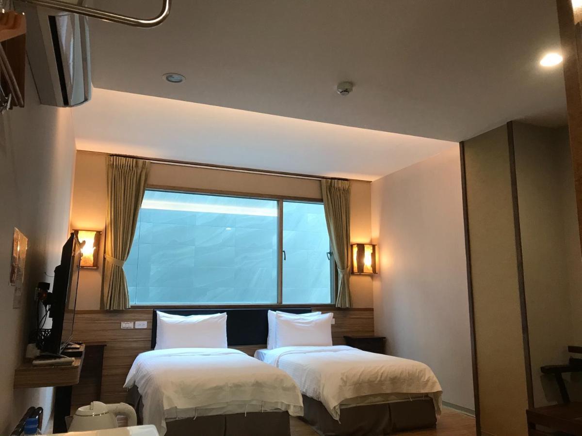 Hotel Tainan Julie'S Garden 峰情文旅 Anping Exterior foto